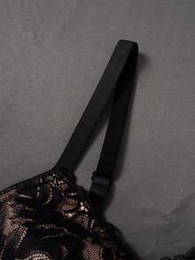 DesireSculpt 3pcs Sexy Lace Patchwork Women's Lingerie Set - Multicolor - View 4