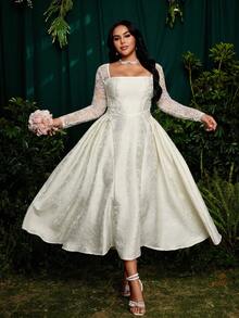 Roveilla 大码优雅蕾丝拼接3D立体压花方领长袖A字连衣裙，白色，适合招待会、正式晚宴等场合。 - 白色 - 查看 6