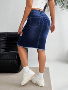 EMERY ROSE Plus Size Women High Waist Pockets Distressed Frayed Hem Casual Pencil Denim Skirt - Blue - View 2