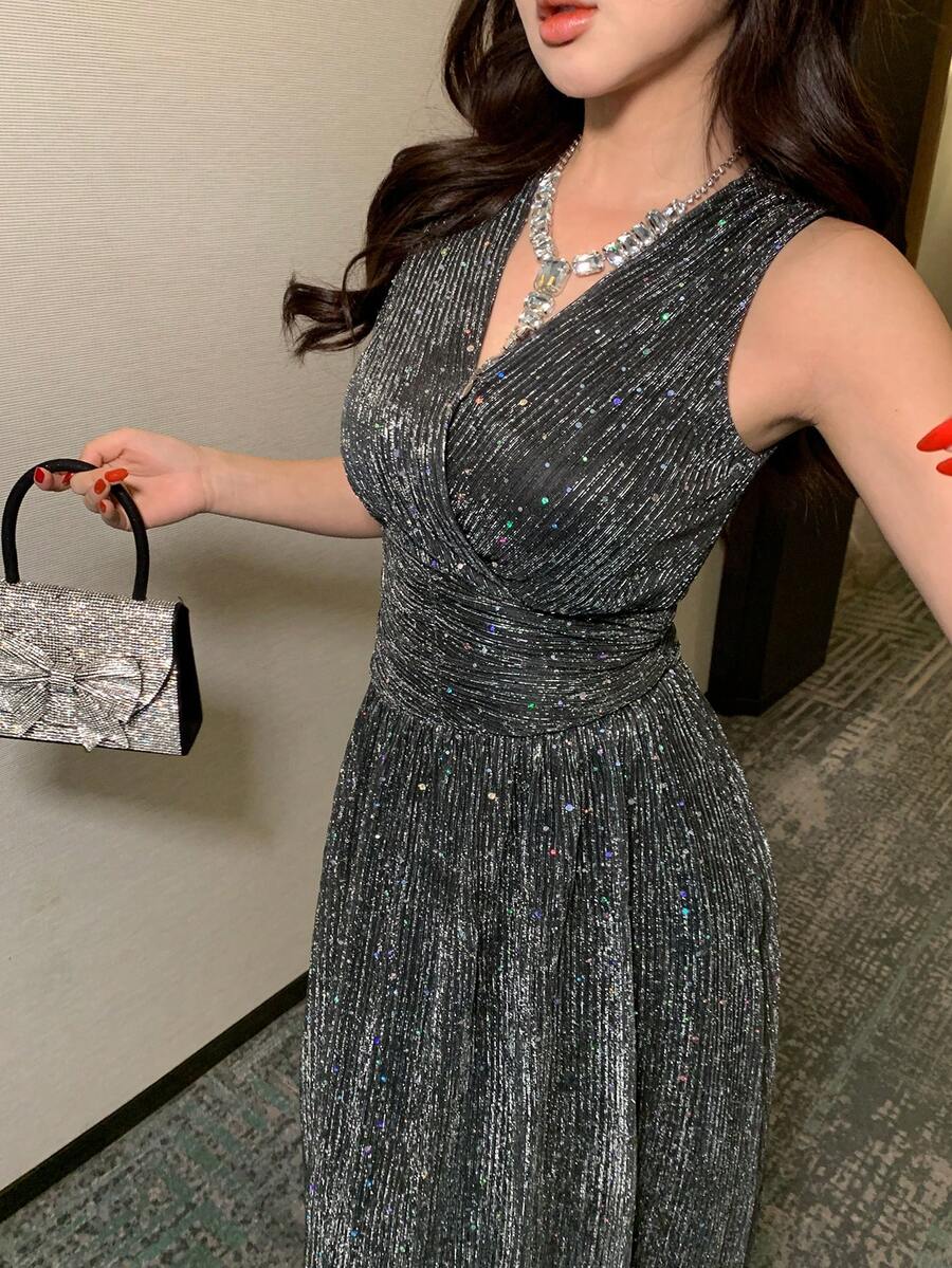 DAZY 女士无袖V领亮片装饰中长连衣裙 - 銀色 - 查看 1