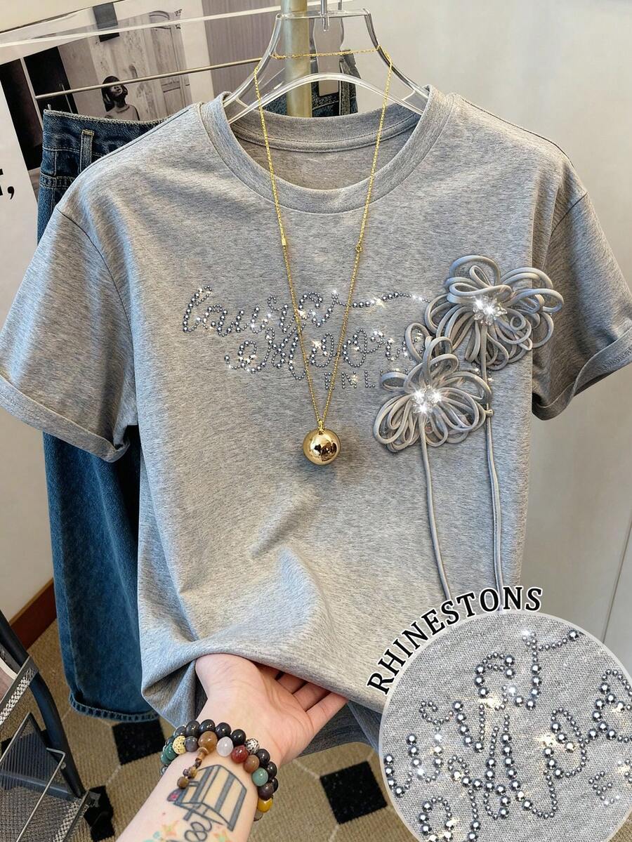 Resyla Rhinestone Letter, 3D Floral Decor Fashionable Minimalist Women's Regular Crew Neck Short Sleeve T-Shirt, Gift For Friends - Light Grey - View 1