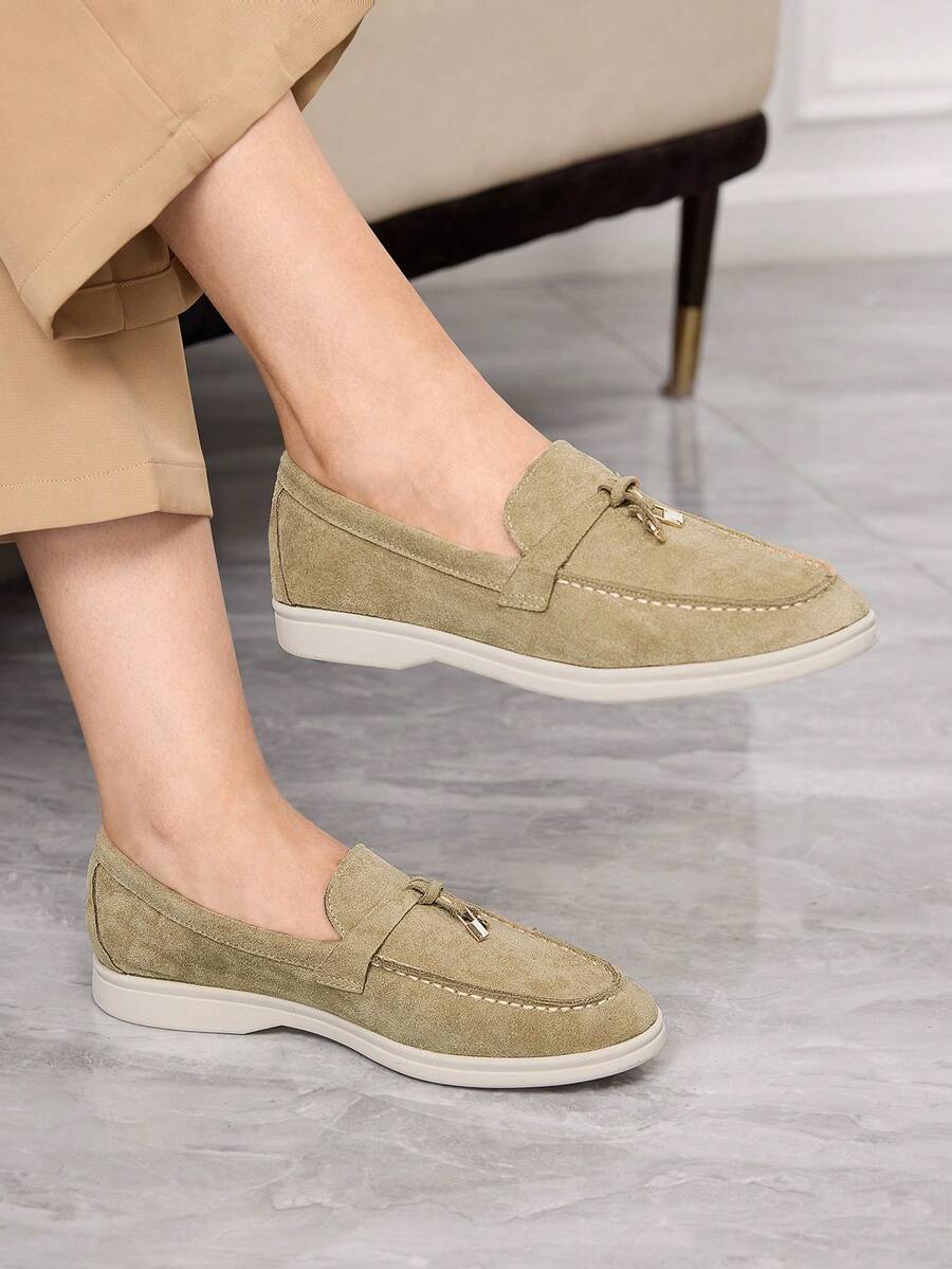 Sleekvia 女士尖头休闲百搭平底鞋，圣诞节必备 - 杏色1 - 查看 1