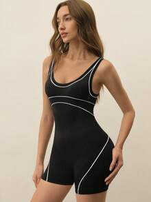 With My Calm Svart sportig sparkdräkt för kvinnor - Svart och Vitt - Visa 5