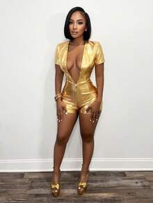 SHEIN BamGlam 女士新款性感短袖深V领PU皮革涂层弹力连体裤和短裤适合音乐节、酒吧、派对聚会等场合穿着。 - 金色 - 查看 4