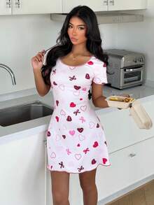 Women's Casual Heart Print Short Sleeve Nightgown, Summer - Pink - View 4