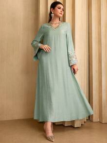 Al Najma 时尚V领花卉蕾丝喇叭袖连衣裙，春夏款 - 薄荷綠 - 查看 9