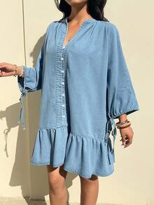 Sunnyshic 大码女式牛仔衬衫裙，抽绳腰身，泡泡袖，系带V领，蓝色水洗休闲宽松荷叶边下摆牛仔装 - 淺色水洗藍 - 查看 6