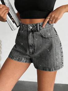 EURMUSE Pantalones cortos de mezclilla con detalles de strass y bolsillos en diagonal de cintura alta - Gris - Ver 6