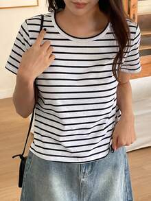 DAZY Women's Casual Striped Round Neck Short Sleeve T-Shirt, Summer - Black and White - View 3