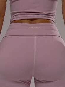 Musera Sport 运动T恤和瑜伽裤套装，适合运动健身、健身房、普拉提、日常休闲等场合，烟晶色 - 淺灰紫 - 查看 6