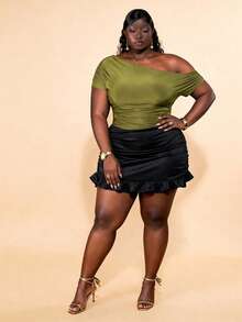 CurvyTilda 大码女式露肩短袖T恤 - 軍綠色 - 查看 1