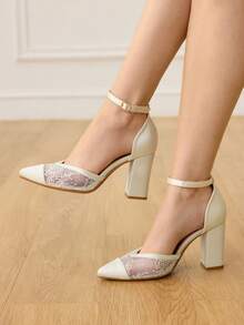 CUCCOO HITCHD 女士尖头搭扣设计优雅日常百搭时尚高跟鞋 - 米色 - 查看 2