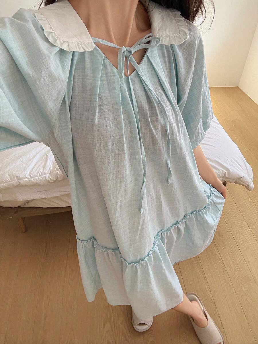 DAZY Cute Lace-Up Contrast Peter Pan Collar Pleated Lantern Sleeve Loose Women Nightgown - Blue - View 1
