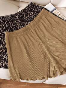 CosyJoli 2条装加大码女式夏季休闲度假豹纹和纯色褶皱弹力腰短裤 - 黃色 - 查看 4