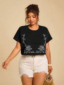 Travachic 大码女式黑色圆领短袖露脐T恤，花卉刺绣T恤，适合春夏假期海滩休闲穿着。 - 黑色 - 查看 7