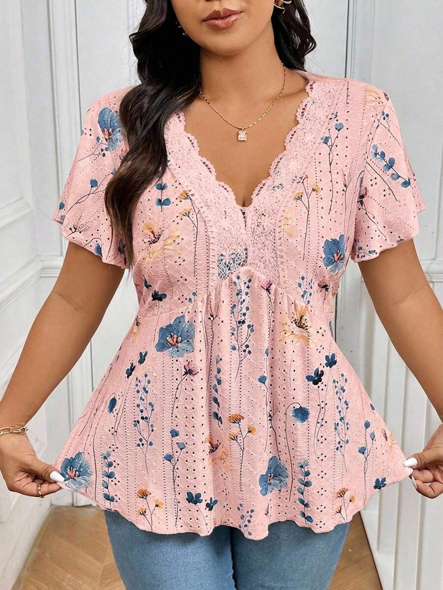 SHEIN Frenchy Plus Size Tie Dye Floral V-Neck Lace Patchwork Textured Women T-Shirt, Going Out Tops Short Sleeve Tops Babydoll Tops Floral Tops Summer Blouses For Women Floral Print Top - Pink - View 1