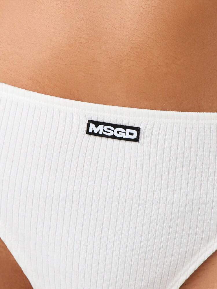 MISSGUIDED Ribbed Texture Minimalist Thong Underwear Essential Comfortable Everyday Basic Intimate Apparel For Daily Wear All Seasons Classic Style