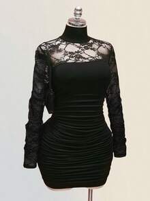 SHEIN ICON 大码女式时尚蕾丝拼接荷叶边迷你连衣裙 - 黑色 - 查看 5