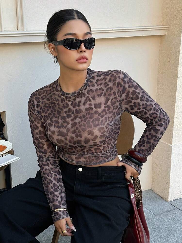 Dazy Plus Stretchy Fitted Leopard Print Crew Neck Long Sleeve Cropped Street Style Top For Women, Spring/Summer