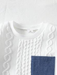 Young Boys Summer White Casual Knit Patchwork Denim Pocket T-Shirt And Denim Shorts Set, Minimalist Fashion Style, Suitable For Outings, Leisure At Home, And Daily Wear - White - View 4