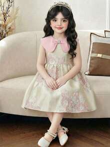 SHEIN 这款优雅奢华的修身休闲撞色翻领无袖连衣裙，适合少女穿着，优雅百搭，适合日常穿着、节日庆典、家庭聚会和特殊场合，也可作为姐妹装，春夏款式，可爱、优雅、甜美、复古、时尚，适合度假穿着，也可作为母女装或姐妹装。