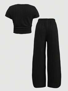 SHEIN 青少年女孩休閒簡約舒適圓領短袖側抓褶短版T恤與長褲套裝 - 黑色 - 查看 2