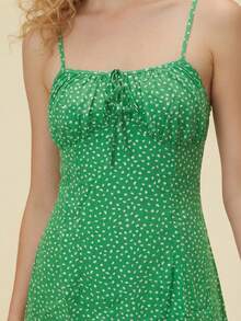 Đầm hai dây xẻ đùi, thắt nơ phía trước, in họa tiết toàn thân - Nhiều màu - Xem 4