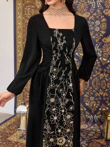 Al Najma 黑色花卉刺绣方领阿拉伯风格女式连衣裙 - 黑色 - 查看 6
