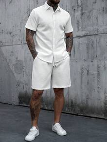 Manfinity Homme 男士几何纹理单排扣休闲/通勤短袖衬衫和抽绳腰短裤套装 - 白色 - 查看 6