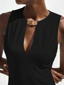 Maija Body negro de verano sexy y chic para mujer, cuello redondo, decoración con hebilla de PU, calado, sin mangas, minimalista, casual, para vacaciones, playa, fiesta y graduación - Negro - View 4
