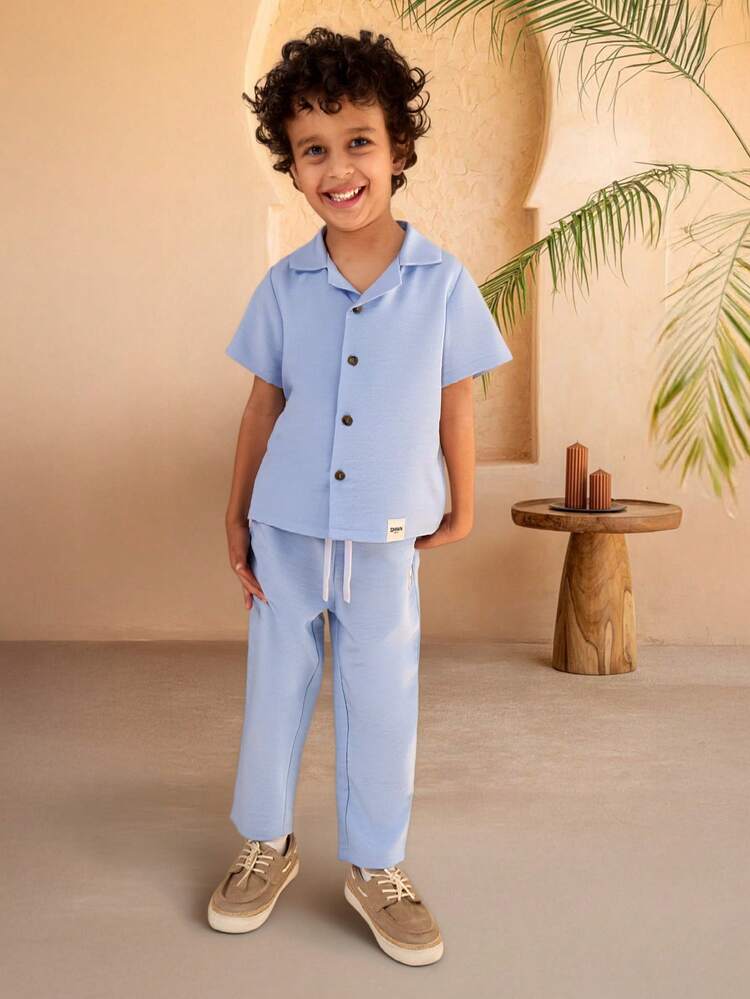 Ensemble chemise et pantalon effet lin avec col cubain