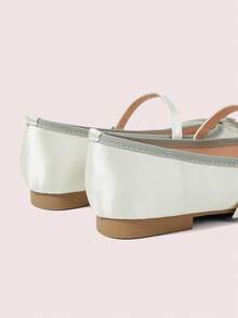 CUCCOO DOLLMOD Ljusgröna platta Mary Jane-skor i sammet med fluga för kvinnor, mångsidiga, bekväma och söta, collegestil - Ljusgrön - Visa 4