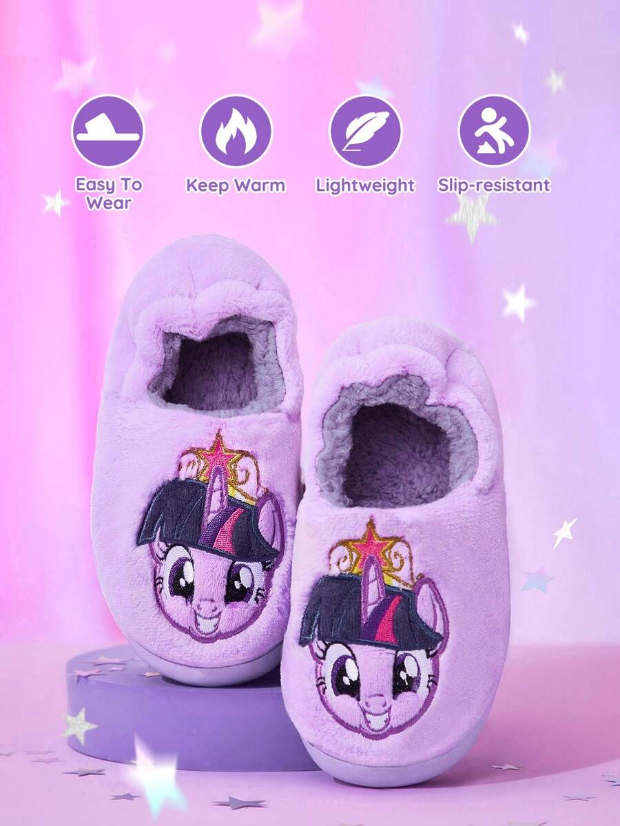 My Little Pony X SHEIN 可爱卡通暮光闪闪独角兽紫色女童儿童拖鞋，柔软毛绒保暖冬季家居鞋，轻便耐用EVA鞋底，适合春、秋、冬季居家卧室空调房穿着，独角兽图案 - 紫色 - 查看 1