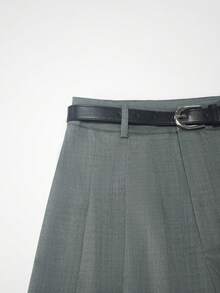 SHEIN Franclia 女士休闲都市通勤风短裤，配腰带，街头风日常穿搭 - 深灰色 - 查看 5