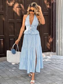 SHEIN PariChic 蓝白竖条纹露背吊带连衣裙 - 褶皱腰身荷叶边下摆度假长裙，性感深V领，修身层叠设计 - 藍白色 - 查看 5