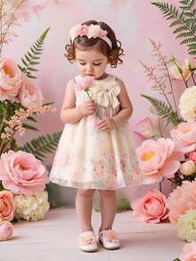 SHEIN Vintaside Kids 女婴无袖碎花连衣裙，甜美风格，精致花朵图案，适合节日、家庭聚会等场合，打造优雅小公主造型 - 黃色 - 查看 3