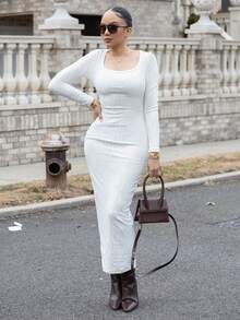 Melissa Matos 秋冬圆领粗针织杏色长袖连衣裙 - 米色 - 查看 1