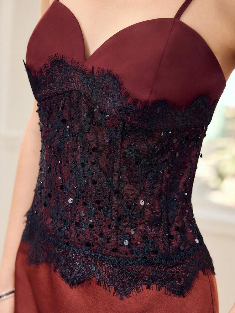 WOMEN'S FASHIONABLE LACE PATCHWORK CAMISOLE TOP
