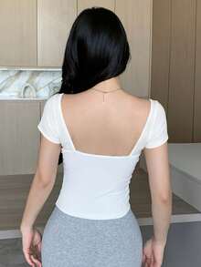 DAZY Blusa de manga corta casual de unicolor acanalada para mujer, versátil para citas y salidas de verano - Blanco - Ver 5