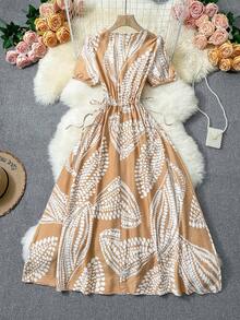 Airaco 女士V领短袖收腰喇叭连衣裙，白色抽象叶子印花，优雅百搭，适合休闲外出、度假、通勤、办公等各种场合，面料柔软舒适，可机洗。 - 卡其色 - 查看 2