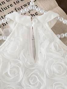 SHEIN 女婴3D花朵装饰蝴蝶结点缀休闲连衣裙 - 白色 - 查看 6