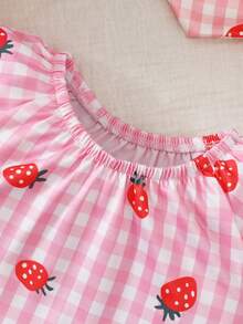 SHEIN Newborn Baby Plaid & Strawberry Print Romper With Bow Headband Set - Baby Pink - View 8