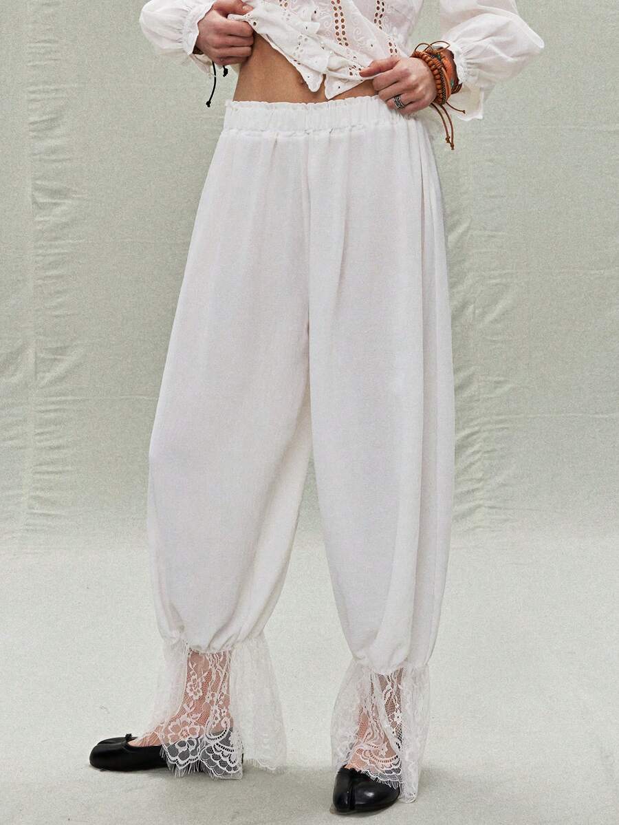 SoleilVie 女士纯色撞色蕾丝宽松休闲灯笼裤 - 白色 - 查看 1