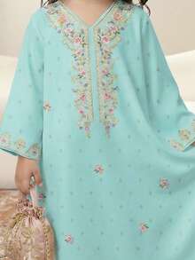 经典绿松石色花卉刺绣优雅复古连衣裙，适合年轻女孩休闲简约传统阿拉伯长袍，春夏皆宜，优雅长袖连衣裙，祈祷长袍，舒适易穿，休闲装，度假风，端庄卡夫坦长袍，儿童长袍 - 白色 - 查看 5