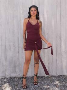 Rayane Ketlyn 女式 Y2K 性感金属扣褶饰吊带连衣裙 - 酒紅色 - 查看 5