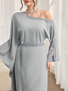 Al Najma Women's Solid Color Oblique Shoulder Long Sleeve Slit Waist Elegant Arabic Dress - Light Grey - View 1