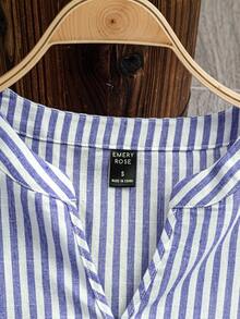 EMERY ROSE Blusa casual de mujer con cuello en pico y mangas cortas con estampado de rayas - Azul y blanco - Ver 5