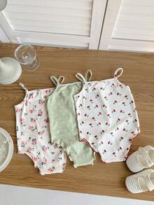 SHEIN LMoss Kids 3件套新生女宝宝可爱休闲针织花卉波点图案连体衣套装 - 彩色 - 查看 3