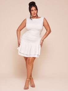 SHEIN BAE Plus Size Women Solid White Sleeveless Ruched Back Bow Decor Mini Bodycon Dress, Summer Dresses, Spring Clothing - White - View 3