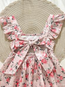 SHEIN 女婴/幼儿女童无袖碎花荷叶边露背连衣裙，配有可拆卸蝴蝶结和镂空腰身，时尚、甜美、可爱、休闲，适合海滩、郊游、乡村、日常穿着、派对等多种场合。 - 粉色 - 查看 4